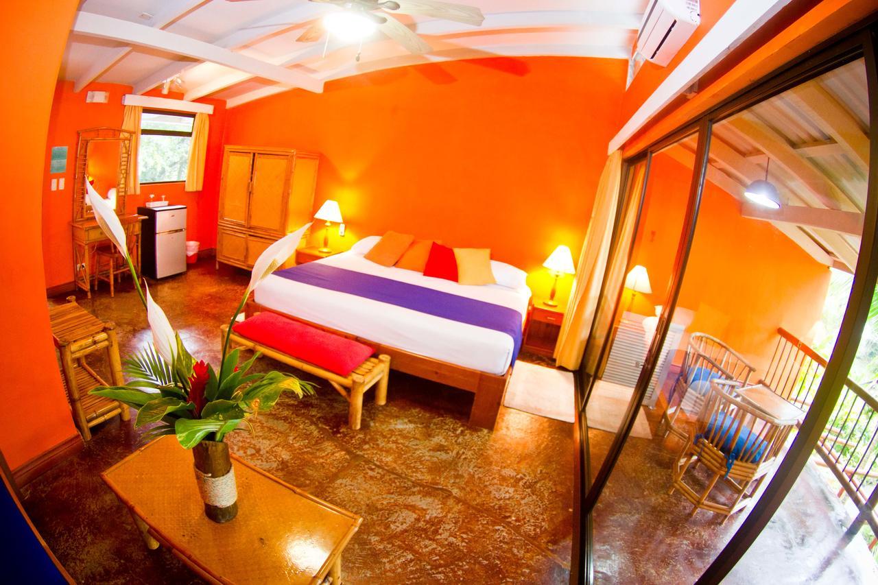 Villas Del Caribe Puerto Viejo de Talamanca Bagian luar foto